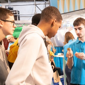 Le salon valaisan des formations et métiers. Martigny. Jeudi 9 mars 2023